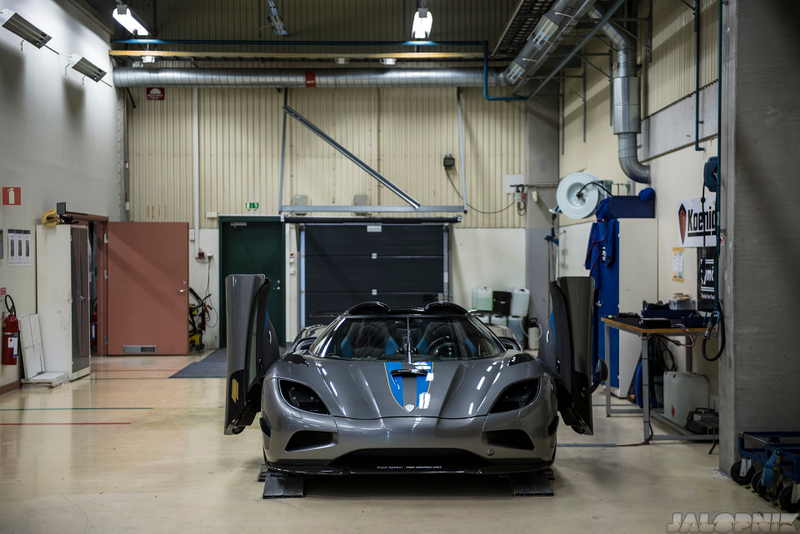 Illustration for article titled Take A Tour Of The Hangar Where Koenigsegg Builds Amazing Cars